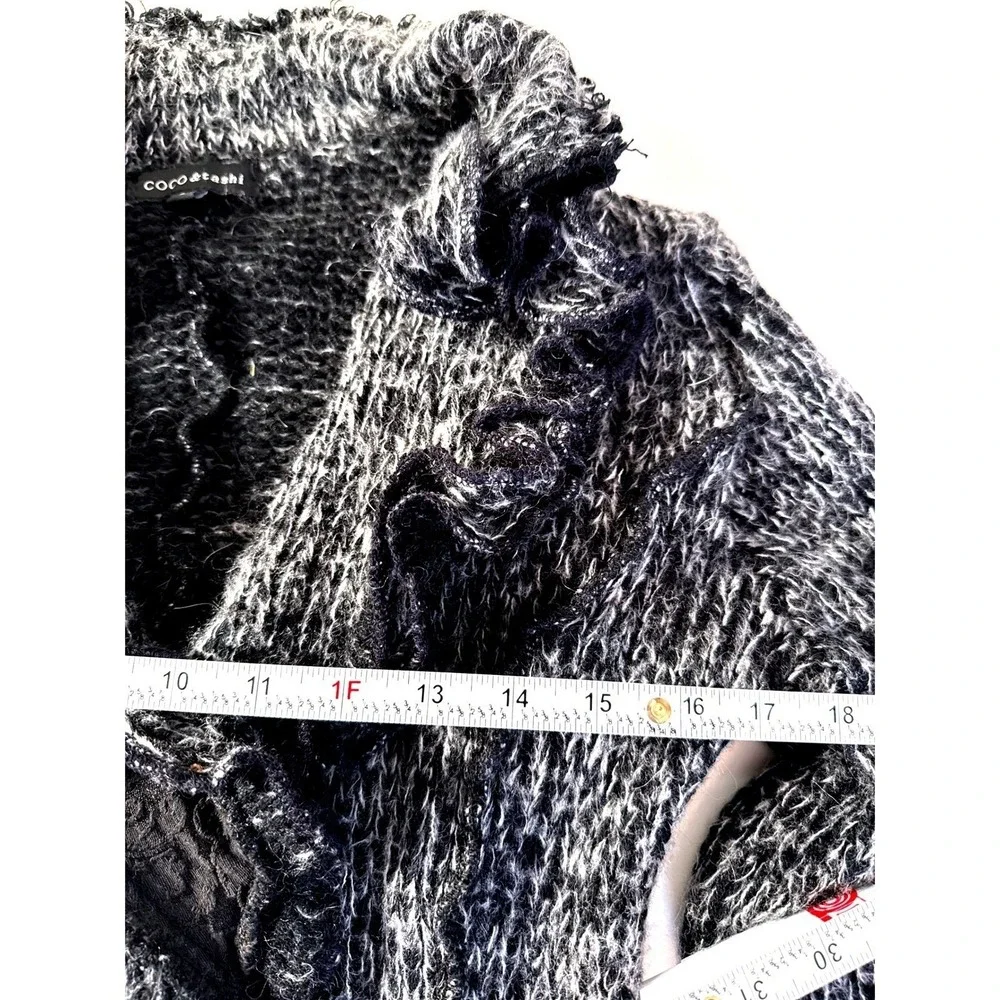 COCO & TASHI Black White Marled Ruffle Lace Cardigan Sweater‎ Women's L Office